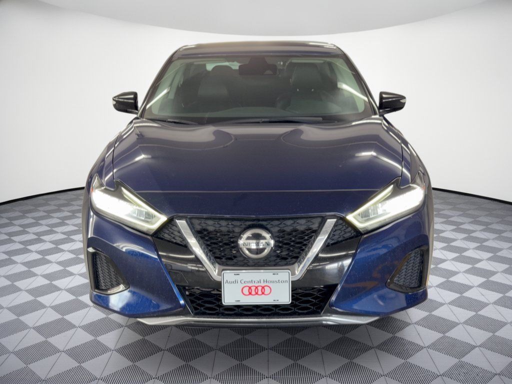 Used 2022 Nissan Maxima SV w/ Floor Mat Group FWD image 6