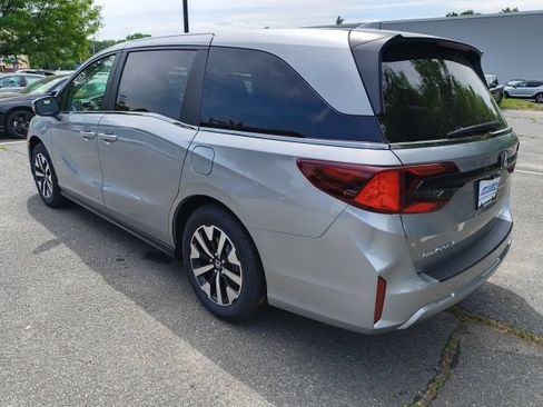 New 2026 Honda Odyssey EX-L image 5