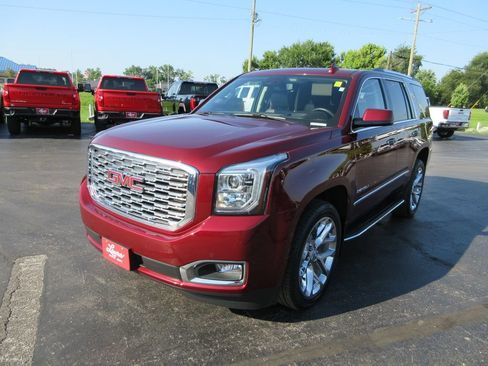 Certified 2020 GMC Yukon Denali w/ Open Road Package AWD/4WD image 11