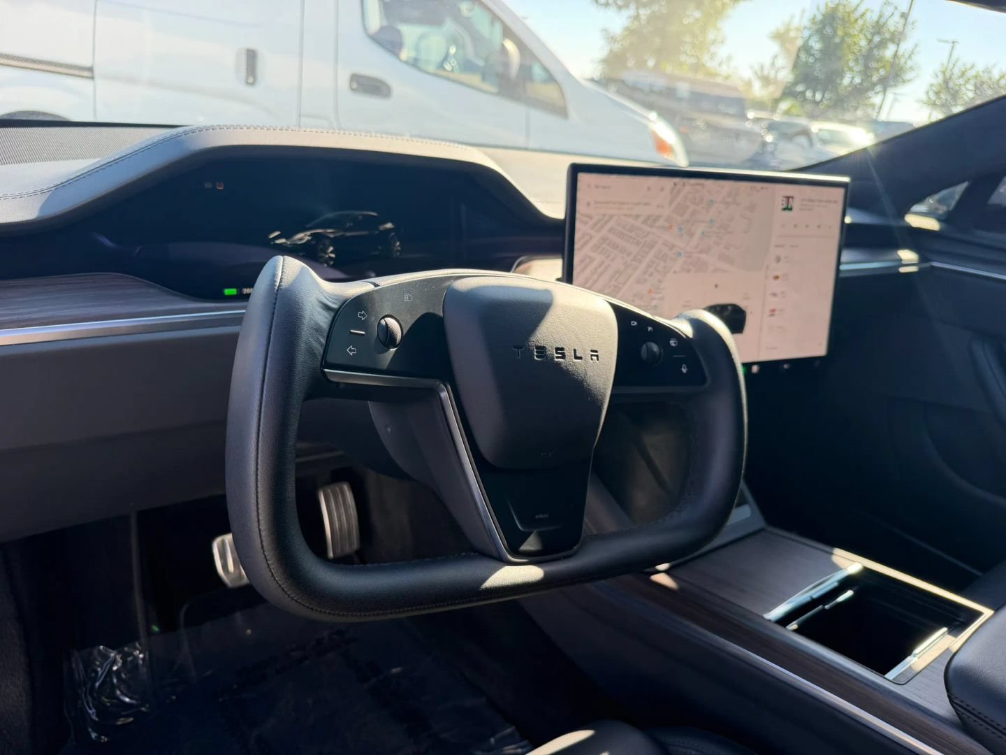 Used 2023 Tesla Model S Standard Range AWD/4WD image 25