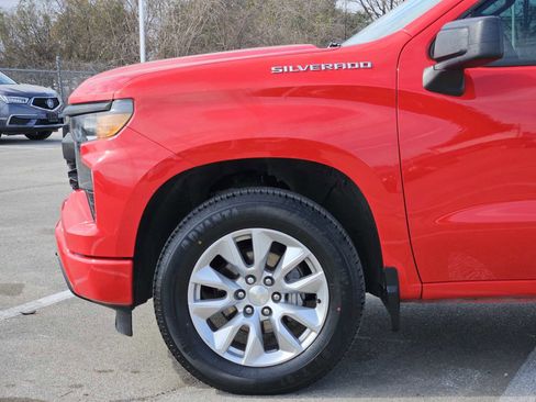 Used 2022 Chevrolet Silverado 1500 Custom image 8