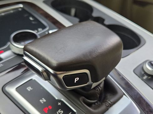 Used 2019 Audi Q7 2.0T Premium Plus w/ Premium Plus Package image 24