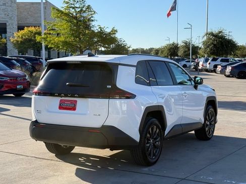 Used 2026 Toyota RAV4 XLE Premium AWD/4WD image 5