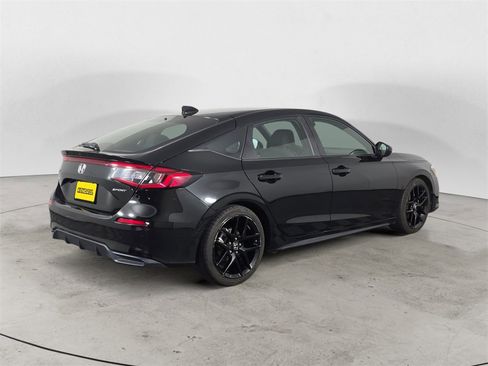 Used 2024 Honda Civic Sport image 5