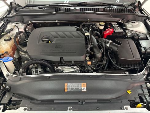 Used 2014 Ford Fusion SE image 30