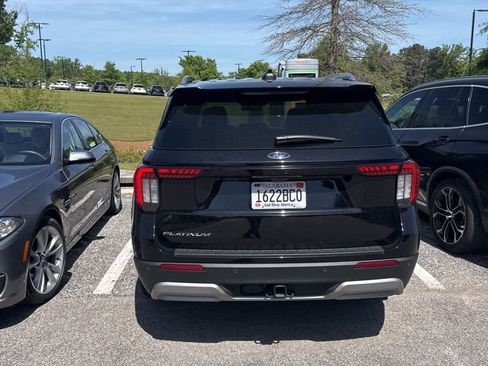 Used 2025 Ford Explorer Platinum image 7