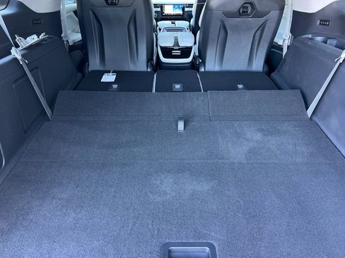 New 2026 Lincoln Navigator L Black Label AWD/4WD image 14
