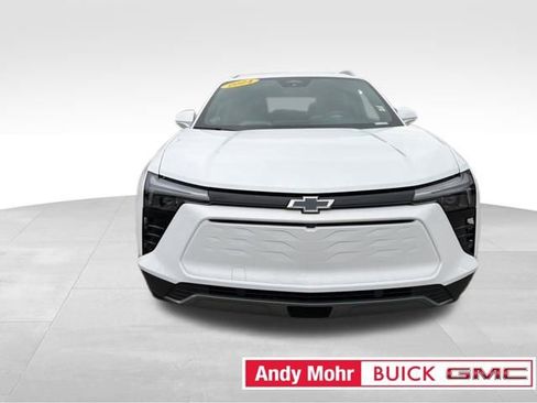 Used 2024 Chevrolet Blazer EV LT image 4