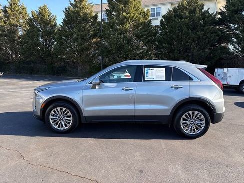 Used 2025 Cadillac XT4 Premium Luxury AWD/4WD image 6