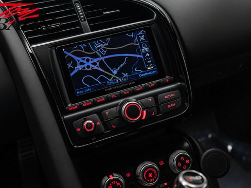 Used 2014 Audi R8 V8 image 41