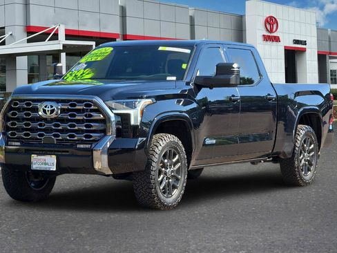 Used 2024 Toyota Tundra Platinum AWD/4WD image 8