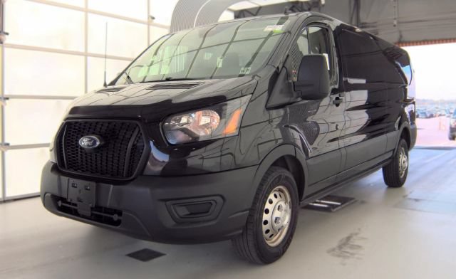 Used 2023 Ford Transit 250 Low Roof AWD image 1