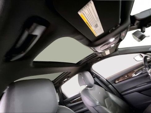 Used 2018 Cadillac CT6 Luxury image 19