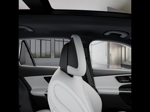 Certified 2026 Mercedes-Benz GLC 300 4MATIC image 43