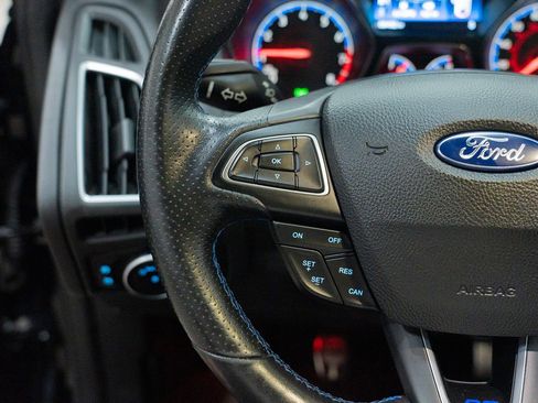 Used 2017 Ford Focus RS image 32