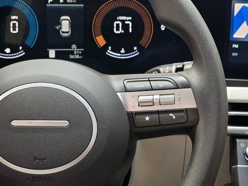 Certified 2025 Hyundai Tucson SE image 20