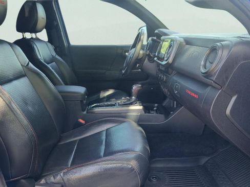 Used 2019 Toyota Tacoma TRD Pro AWD/4WD image 22