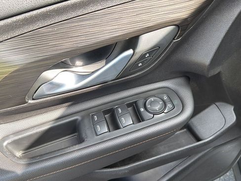 Used 2019 GMC Terrain SLT FWD image 31