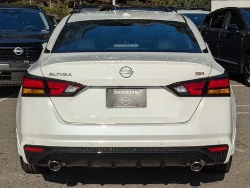 New 2025 Nissan Altima 2.5 SR w/ SR Premium Package image 6