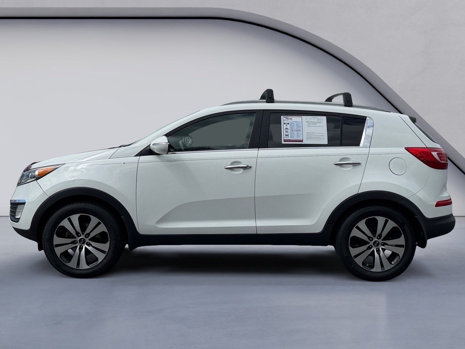 Used 2013 Kia Sportage EX FWD image 2