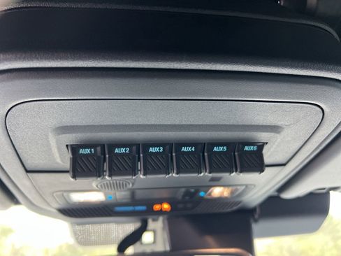 Used 2025 Ford Bronco Raptor image 18