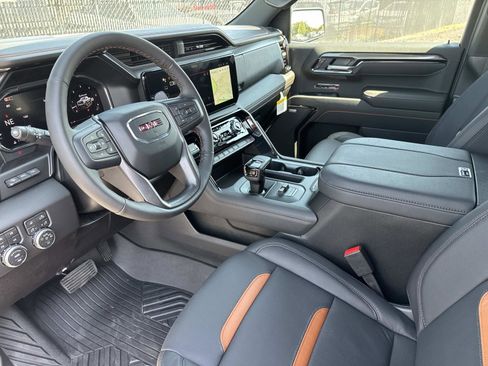 New 2026 GMC Sierra 1500 AT4 w/ Technology Package AWD/4WD image 26