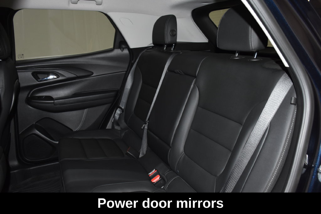 Used 2021 Chevrolet TrailBlazer LT w/ Premium Seating Package FWD image 31