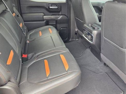 Certified 2021 GMC Sierra 1500 AT4 w/ AT4 Premium Package AWD/4WD image 18