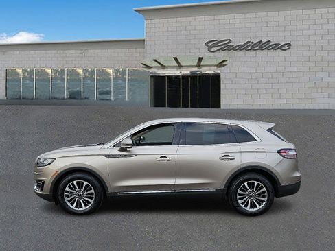 Used 2019 Lincoln Nautilus Select image 7