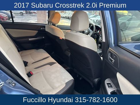 Used 2017 Subaru Crosstrek 2.0i Premium image 12