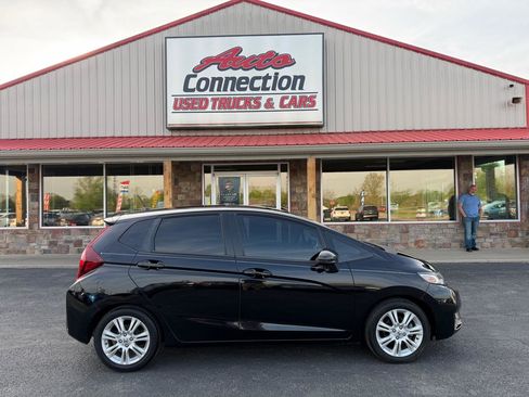 Used 2016 Honda Fit EX image 3