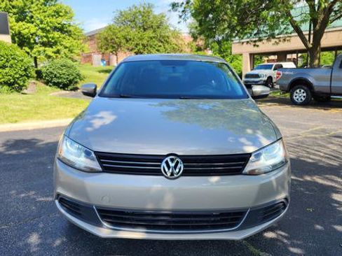 Used 2013 Volkswagen Jetta TDI FWD image 9