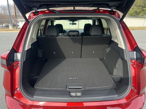 New 2026 Nissan Rogue SV image 28