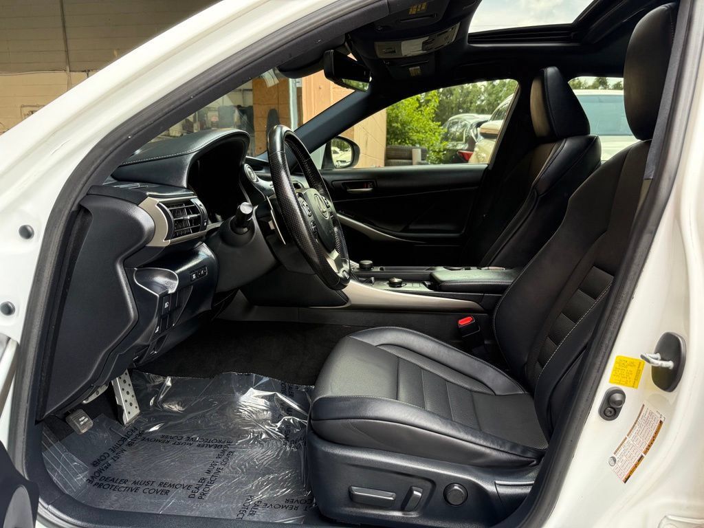 Used 2019 Lexus IS 300 F Sport w/ F Sport Package AWD/4WD image 10
