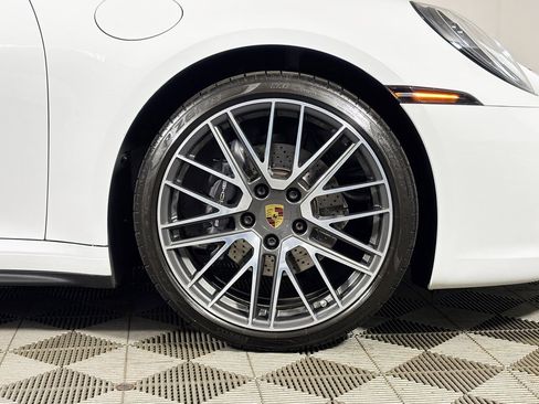 Used 2021 Porsche 911 Carrera image 42