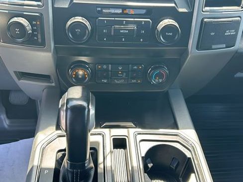 Certified 2020 Ford F150 Raptor w/ Equipment Group 801A Mid AWD/4WD image 21