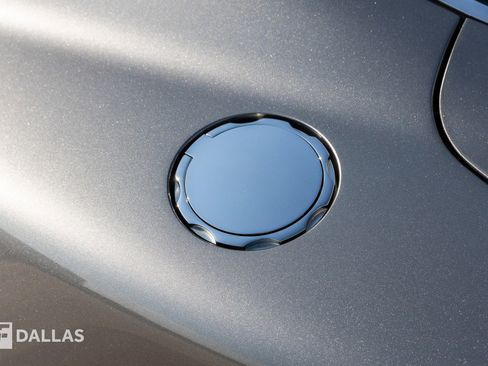 Used 2005 Aston Martin Vanquish S image 10