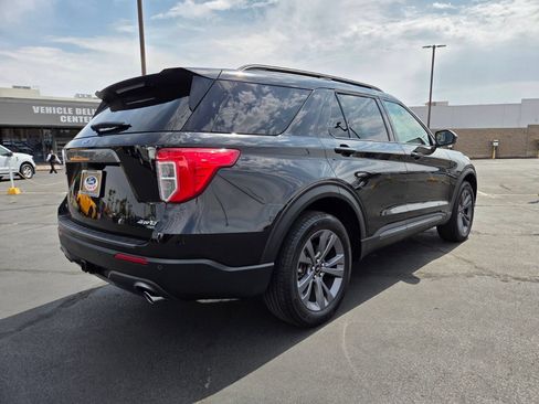 Certified 2023 Ford Explorer XLT w/ Equipment Group 202A AWD/4WD image 6