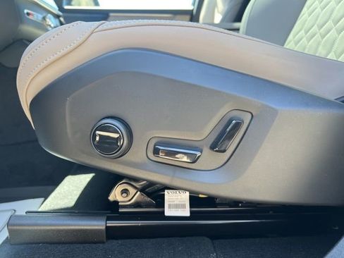 New 2026 Volvo XC90 B5 Plus w/ Protection Package AWD/4WD image 27