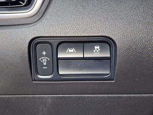 Used 2022 Kia Sorento S FWD image 13