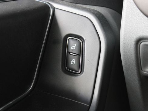 Used 2024 Ford F150 XLT AWD/4WD image 24