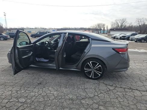Used 2023 Nissan Sentra SR FWD image 10
