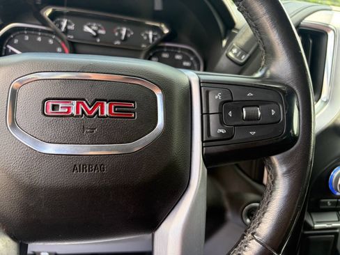 Used 2020 GMC Sierra 1500 Elevation w/ Elevation Value Package AWD/4WD image 16