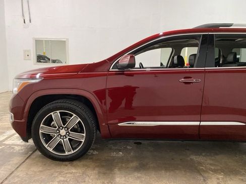 Used 2017 GMC Acadia Denali w/ Technology Package image 97