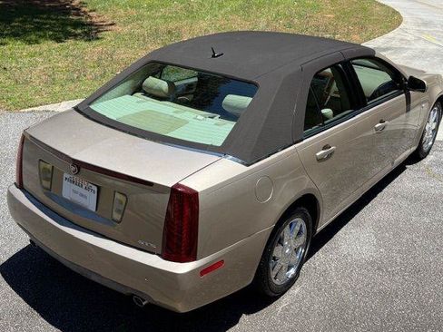 Used 2005 Cadillac STS w/ Preferred Equipment Group RWD image 5