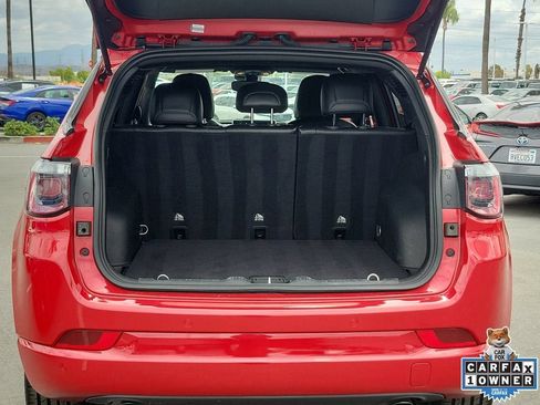 Used 2023 Jeep Compass Limited AWD/4WD image 8