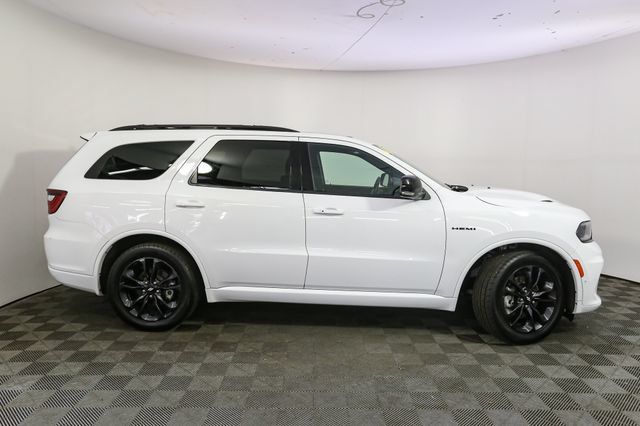 Used 2025 Dodge Durango R/T w/ Blacktop Package AWD/4WD image 15