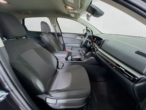 Used 2026 Kia Sportage LX w/ LX Convenience Package image 39