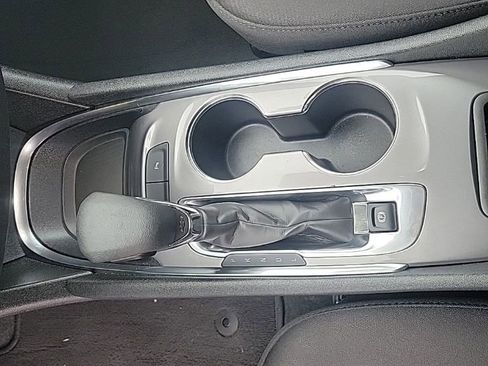 Used 2024 Chevrolet Malibu LT image 18