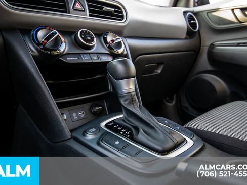 Used 2021 Hyundai Kona SEL w/ Cargo Package image 21